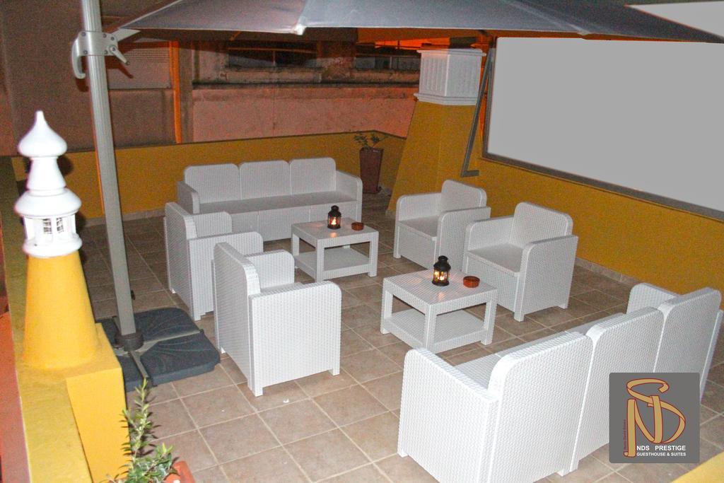 Rocha Prestige - Guest House And Suites Портиман Екстериор снимка